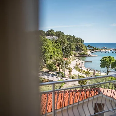 Ana S Apartman Krk Town