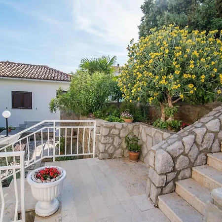 Apartment Ana S