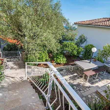 Ana S Apartment